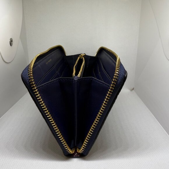 👜 Tory Burch Gemini Link Embossed Zip Continental Wallet - Picture 10 of 11